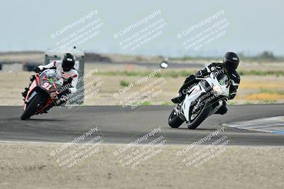 media/Apr-18-2025-TrackDaz (Fri) [[45f5874c44]]/C Group/Session 1 (Turn 7)/